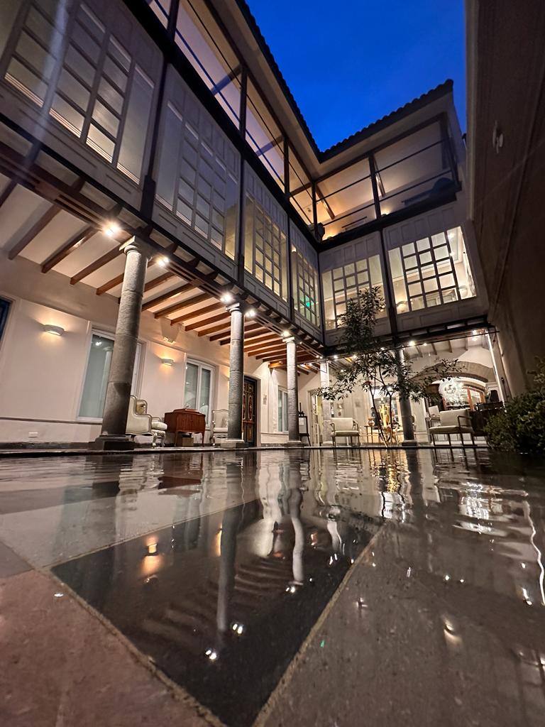 Discover Galapagos in 8 days – Once in a lifetime premium journey